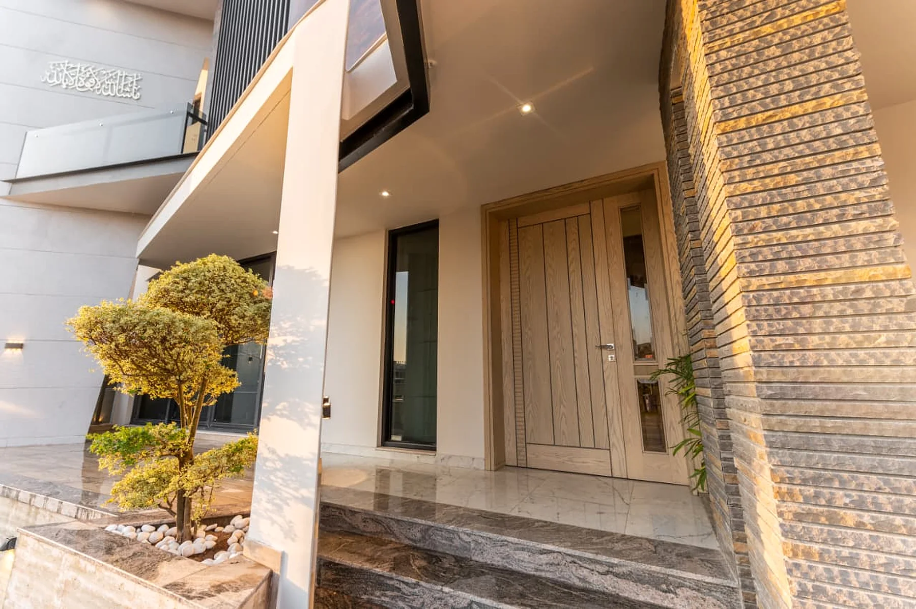 Entrances & Facades.